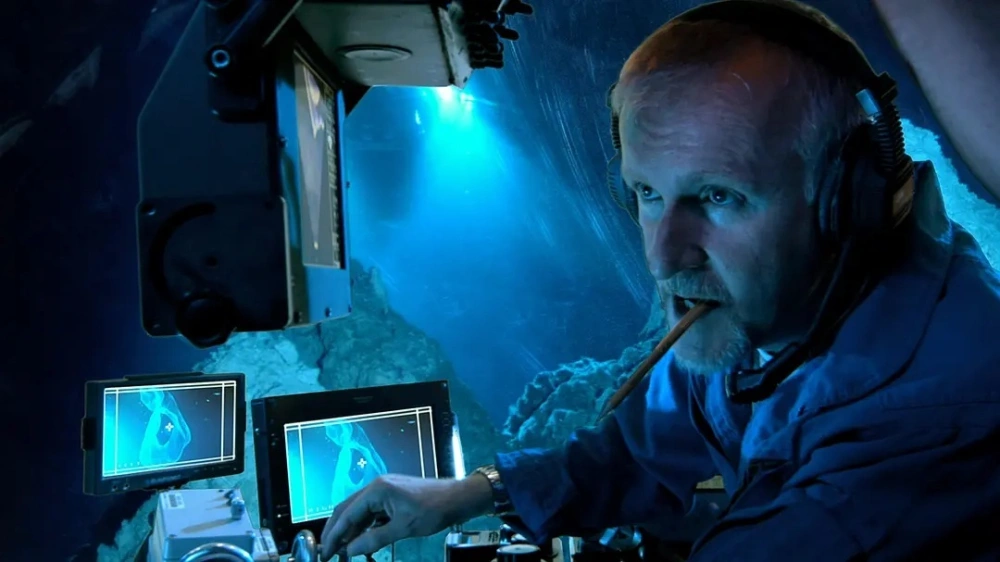 深潜探险与电影《泰坦尼克号》：卡梅隆的私人深海探险之旅与沉船界的“珠穆朗玛峰”