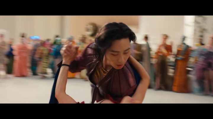 漫威电影《惊奇队长2》预告片：新造型！朴叙俊饰演「歌舞星球王子」，与「惊奇队长」一同共舞